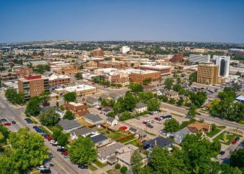 10 Famous Singers from South Dakota