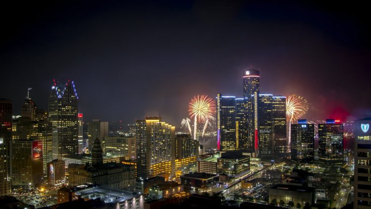 10 Famous Singers from Michigan