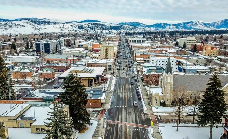 10 Famous Singers from Montana