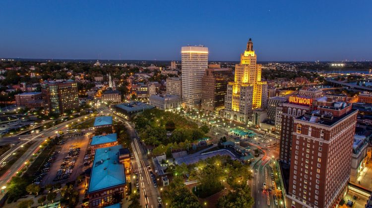 10 Famous Singers from Rhode Island