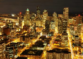 10 Famous Singers from Washington