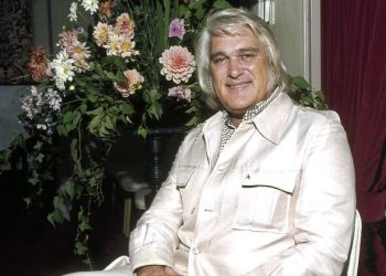 10 Best Charlie Rich Songs of All Time
