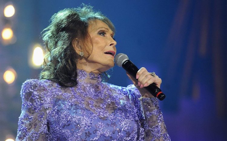 10 Best Loretta Lynn Songs of All Time