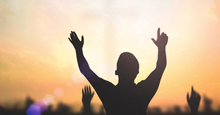 10 Best Worship Songs of All Time