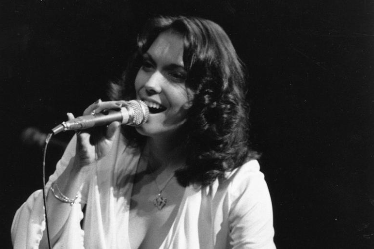 10 Best Karen Carpenter Songs of All Time