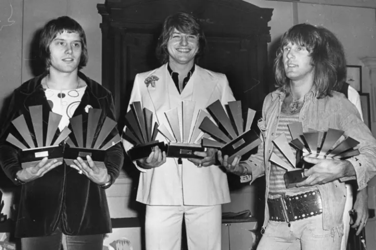 10 Best Emerson Lake And Palmer Songs of All Time