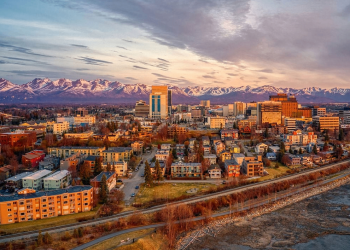 10 Famous Singers from Alaska
