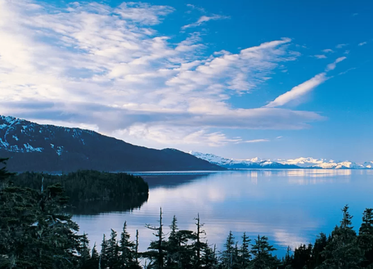 10 Famous Singers from Alaska