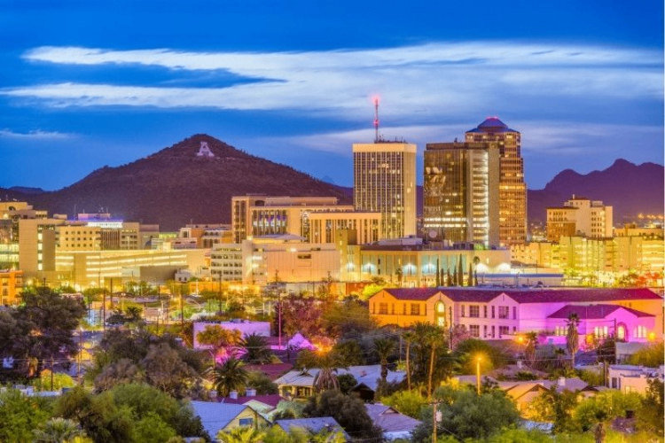 10 Famous Singers from Arizona