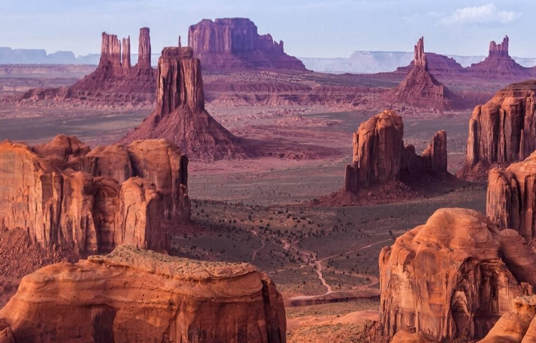 10 Famous Singers from Arizona