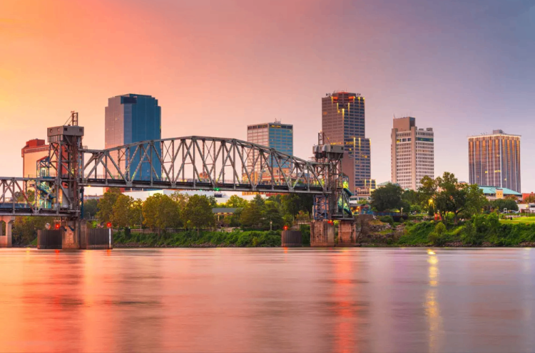10 Famous Singers from Arkansas