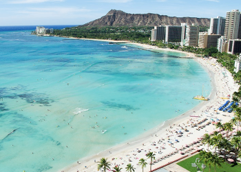 10 Famous Singers from Hawaii