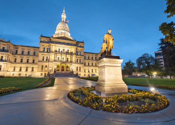 10 Famous Singers from Michigan