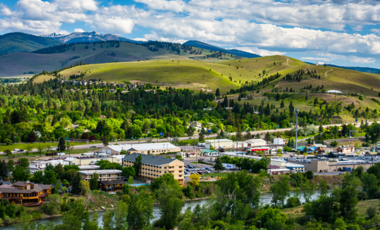 10 Famous Singers from Montana