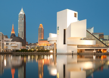 10 Famous Singers from Ohio