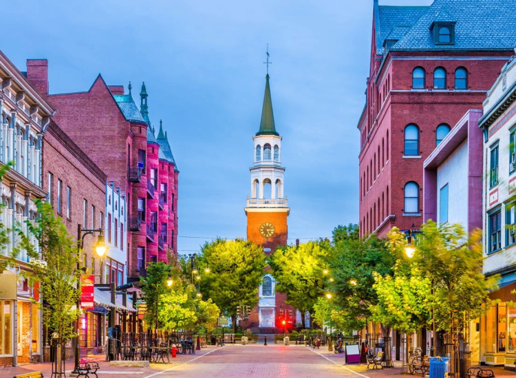 10 Famous Singers from Vermont