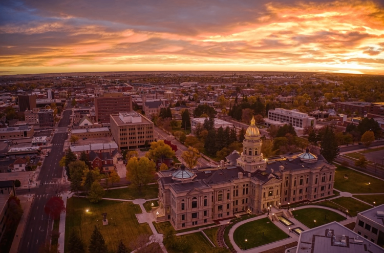 10 Famous Singers from Wyoming