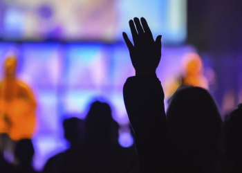 15 Best Christian Songs of All Time