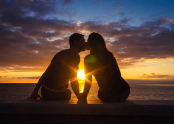 15 Best Love Songs of All Time