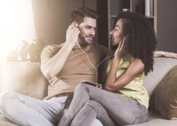 15 Best Love Songs of All Time