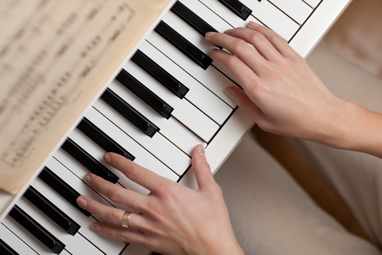 15 Best Piano Songs of All Time