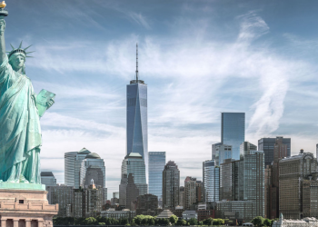 10 Famous Singers from New York