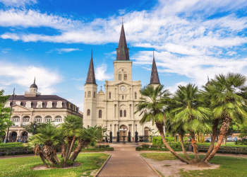 10 Famous Singers from Louisiana