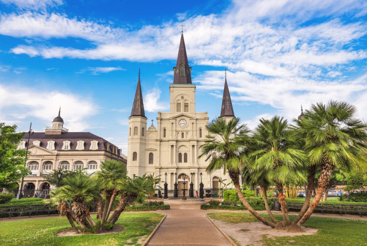 10 Famous Singers from Louisiana