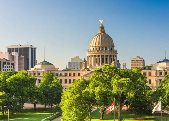 10 Famous Singers from Mississippi