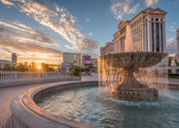 10 Famous Singers from Nevada